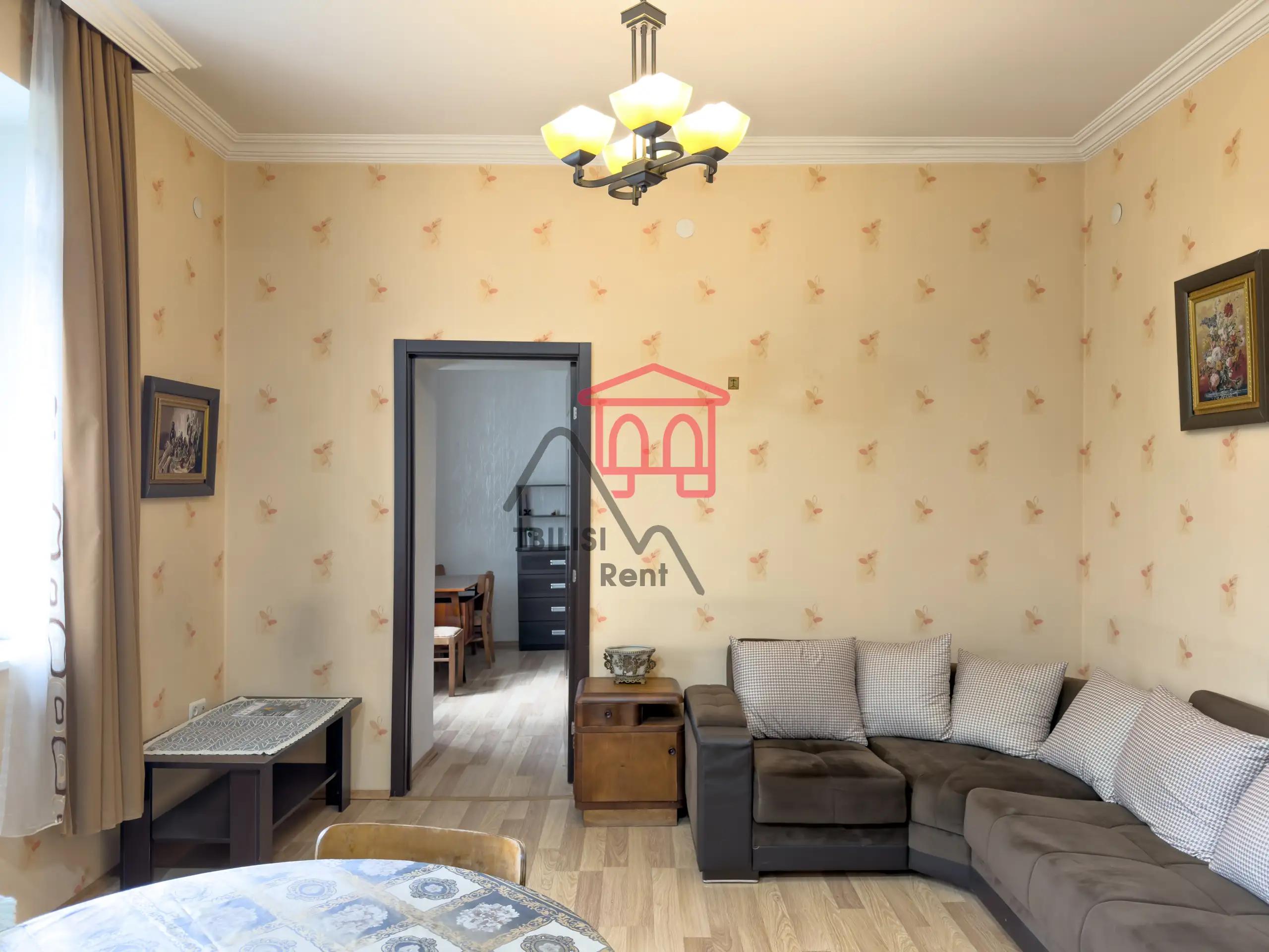 2-комнатная квартира в Тбилиси, Чугурети, фото 2