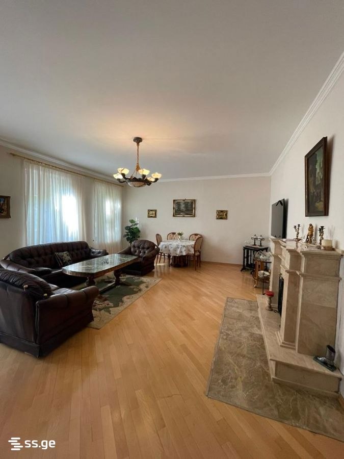 3-комнатная квартира в Тбилиси, Мтацминда, фото 6