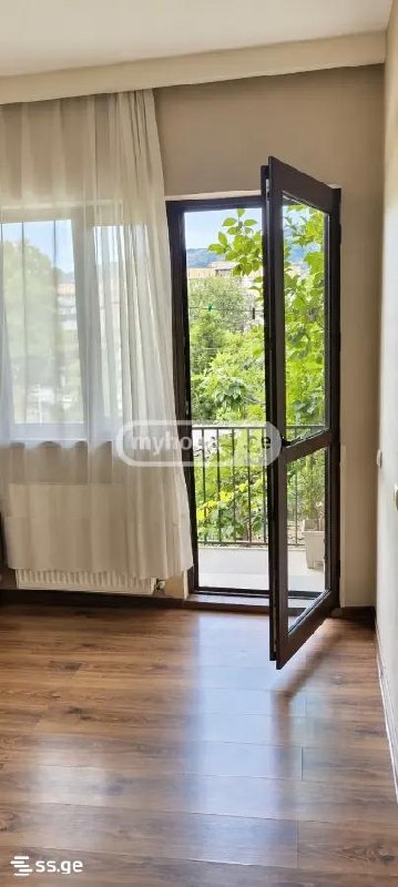 4-комнатная квартира в Тбилиси, Крцаниси, фото 9