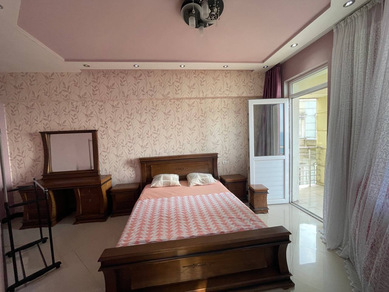 3-комнатная квартира в Батуми, Парк 6 Мая, фото 2