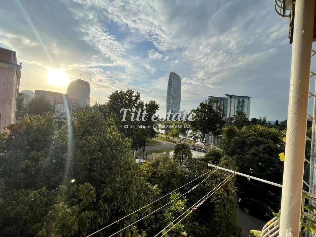 2-комнатная квартира в Батуми, Руставели, фото 1